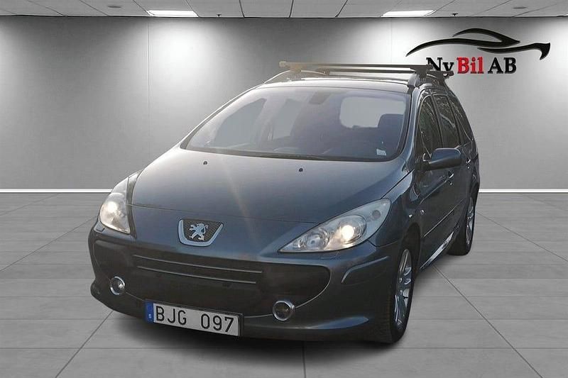 Grå Begagnad 2008 Peugeot 307 Kombi | 39 000 kr (Lite dyr) - Bild 1/4