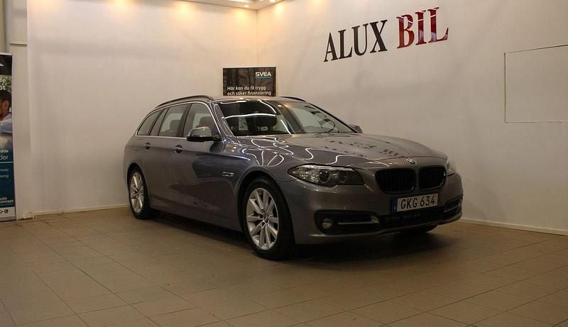 Grå Begagnad 2014 BMW 520 Kombi | 109 900 kr (Bra pris) - Bild 1/4