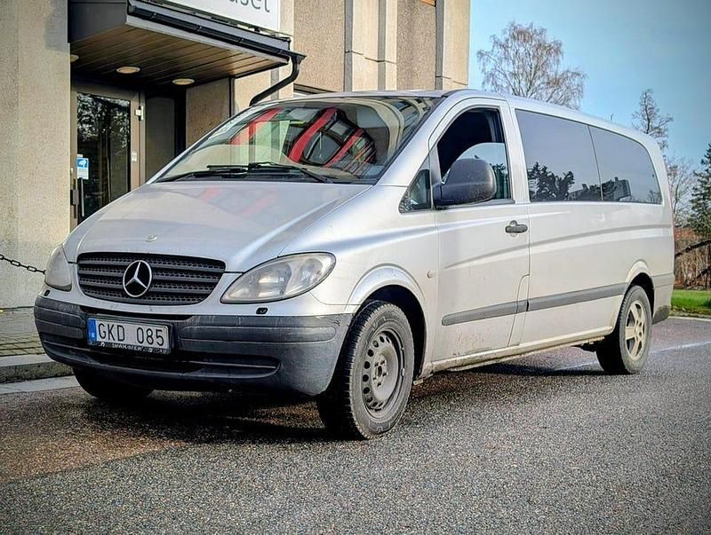 Silver Begagnad 2008 Mercedes Vito Minibuss | 65 000 kr (Lite dyr) - Bild 1/4