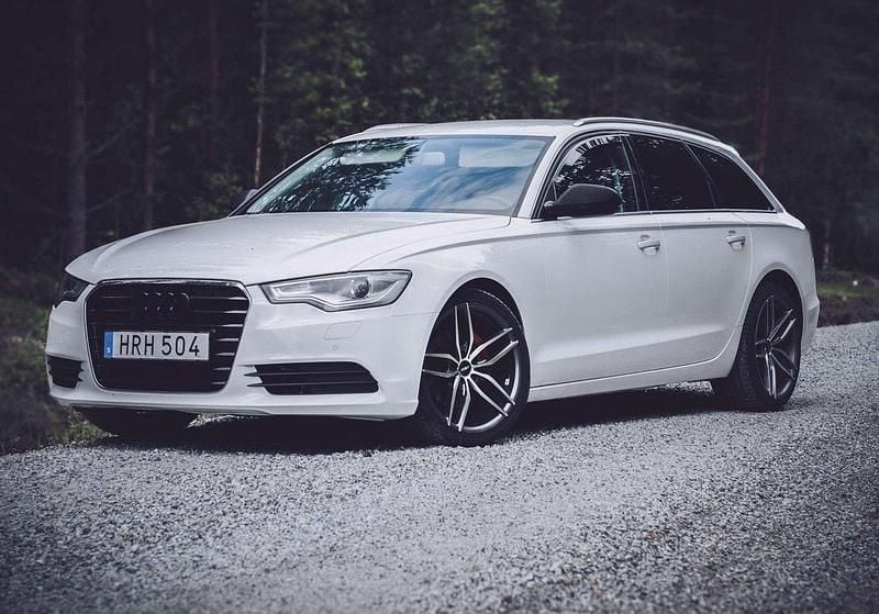 Vit Begagnad 2013 Audi A6 Comfort Kombi | 92 000 kr (Marknadspris) - Bild 1/4