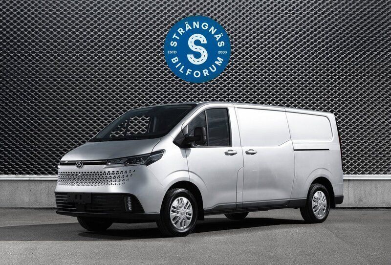 Begagnad Maxus eDeliver 7 150 kW (204 HK) 2024 Grå (silvermetallic) Van