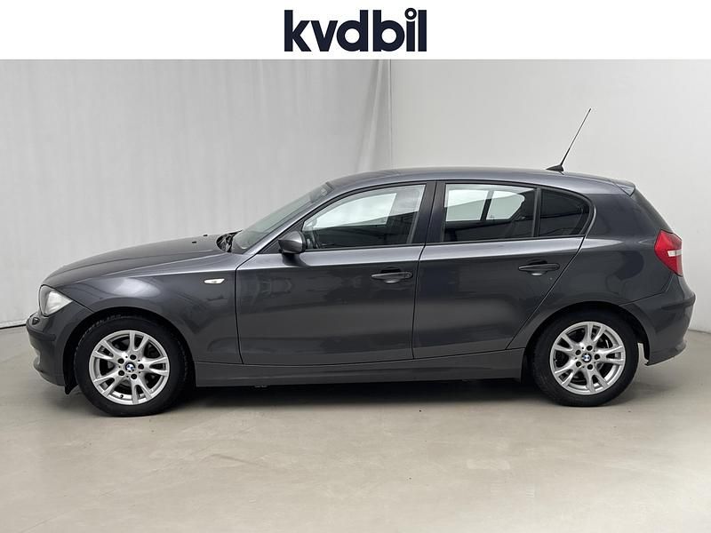 Begagnad BMW 118 Advantage 143 HK (105 kW) 2008 Grå Halvkombi