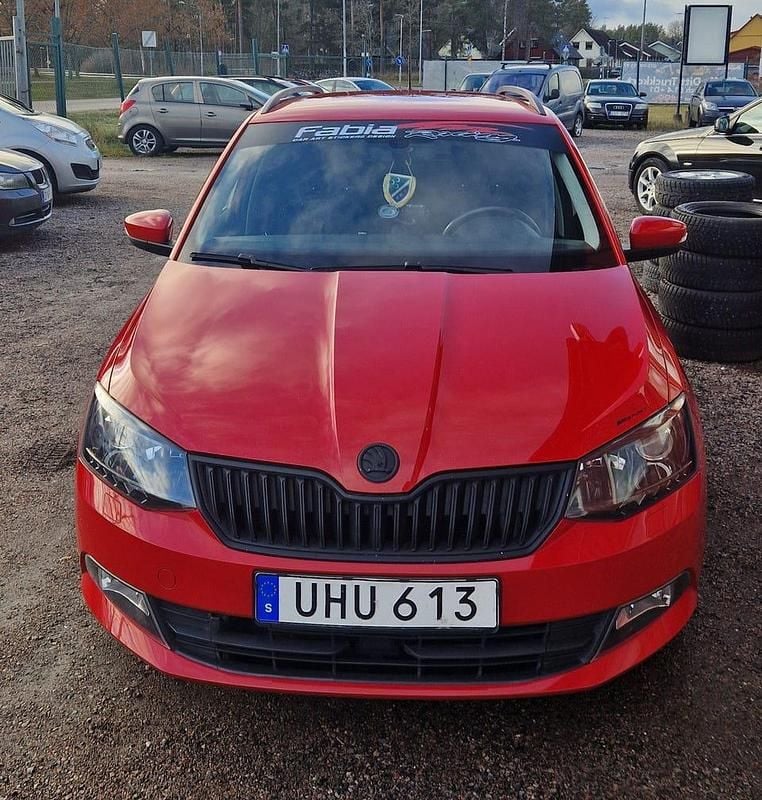 Begagnad 2016 Skoda Fabia Kombi | 80 000 kr (Marknadspris) - Bild 1/4