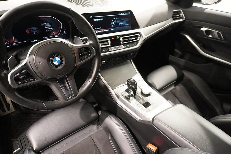 Begagnad BMW 320 M Sport 190 HK (139 kW) 2020 Vit Kombi