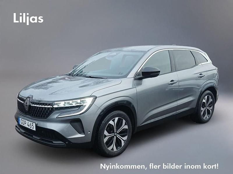 Grå Begagnad 2023 Renault Austral Techno SUV | 274 900 kr (Marknadspris) - Bild 1/3