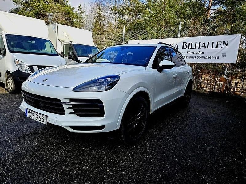 Begagnad Porsche Cayenne S Chrono 441 HK (324 kW) 2017 Vit SUV