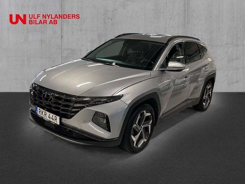 Grå Begagnad 2021 Hyundai Tucson SUV | 289 000 kr (Lite dyr) - Bild 1/4
