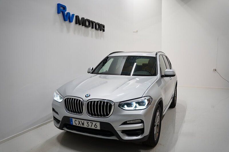 Silver Begagnad 2018 BMW X3 Performance SUV | 269 700 kr (Marknadspris) - Bild 1/4