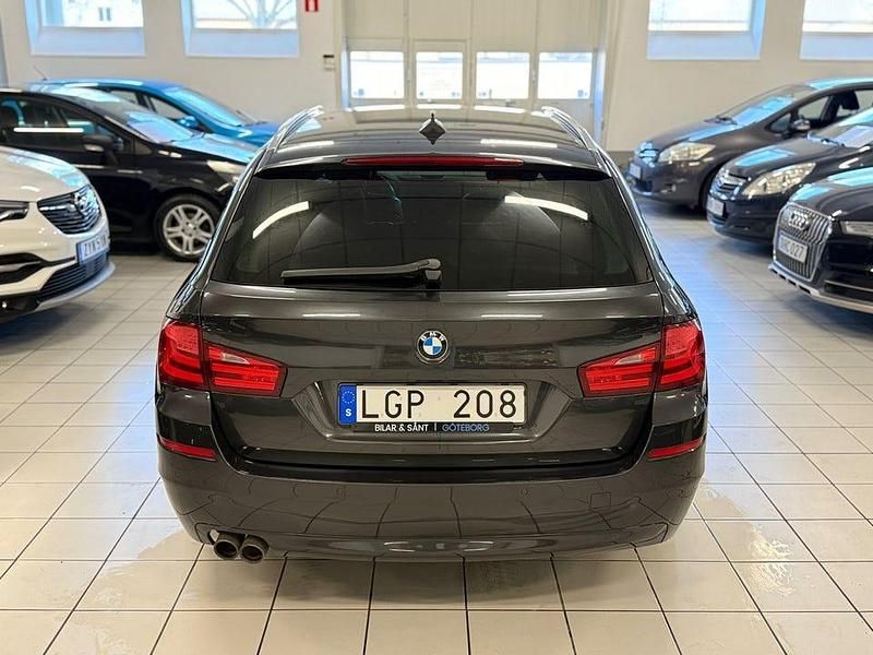 Begagnad BMW 520 184 HK (135 kW) 2011 Grå Kombi