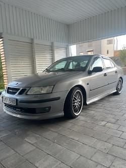 Grå Begagnad 2003 Saab 9-3 Aero Sedan | 25 000 kr (Marknadspris) - Bild 1/4