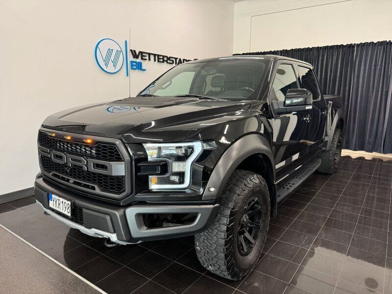 Svart Begagnad 2018 Ford F-150 Raptor Pickup | 549 000 kr - Bild 1/4