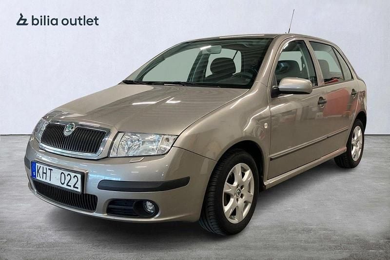 Ljusbrun Begagnad 2007 Skoda Fabia Halvkombi | 22 500 kr (Superpris) - Bild 1/4