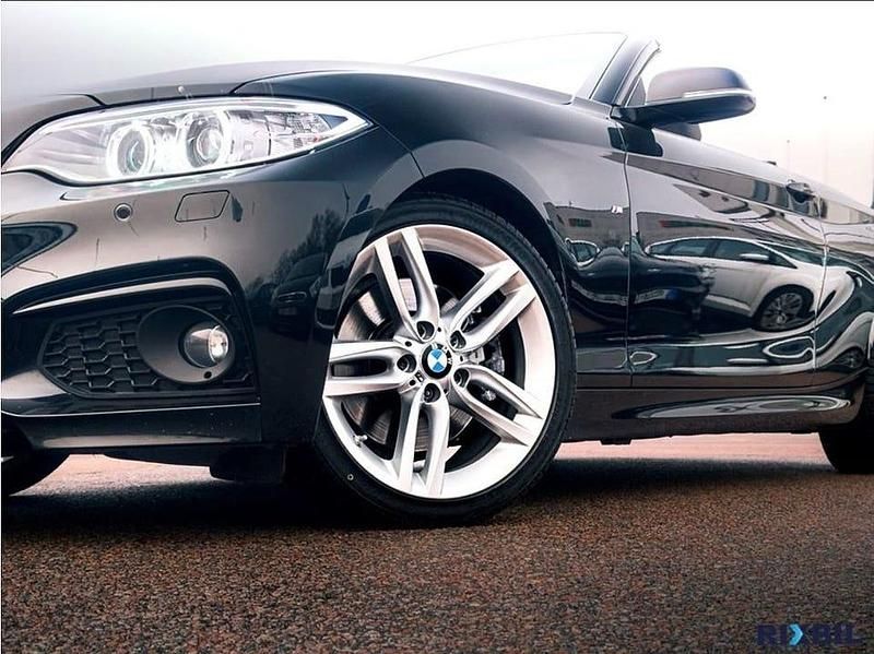 Begagnad BMW 228 M Sport 245 HK (180 kW) 2015 Svart Cab