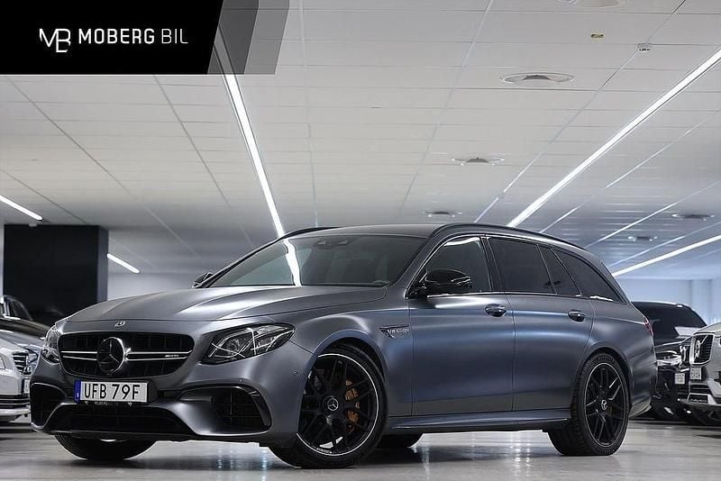 Grå Begagnad 2018 Mercedes E63S AMG AMG Kombi | 769 900 kr (Marknadspris) - Bild 1/2
