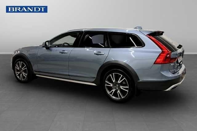 Begagnad Volvo V90 CC 235 HK (172 kW) 2017 Blå Kombi