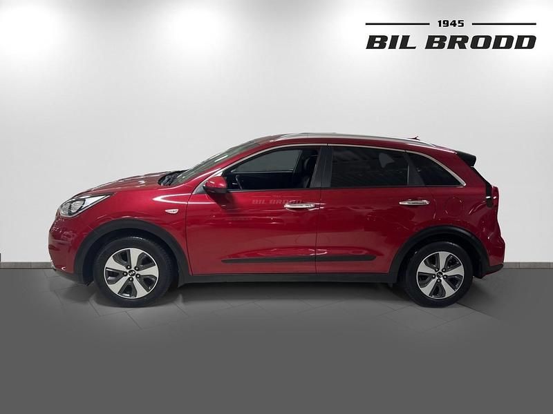 Begagnad Kia Niro Advance 143 HK (105 kW) 2016 Röd SUV