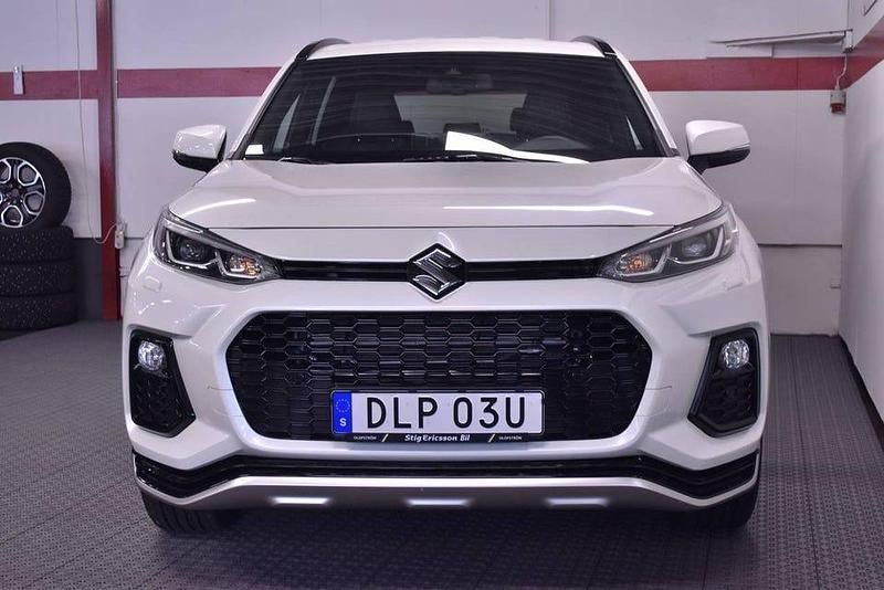 Begagnad Suzuki Across 306 HK (225 kW) 2021 Vit SUV