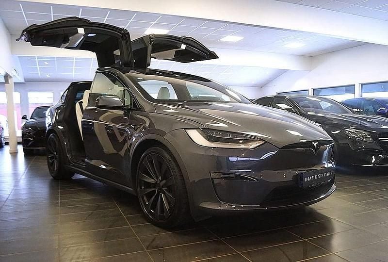 Begagnad 2023 Tesla Model X Plaid SUV | 829 000 kr (Marknadspris) - Bild 1/4