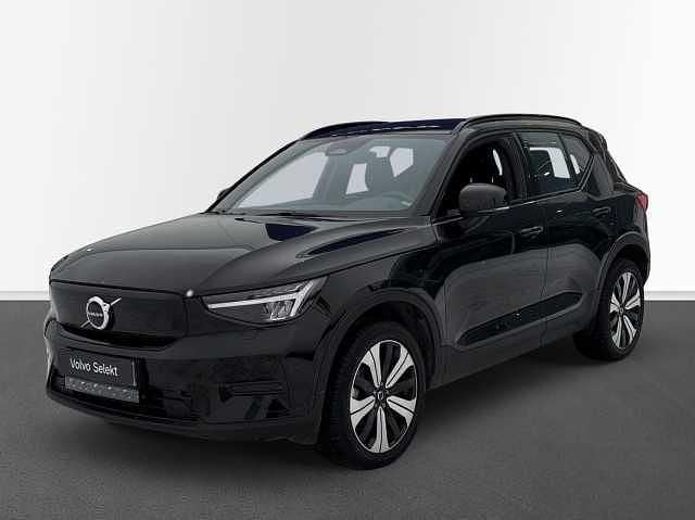 Begagnad Volvo XC40 Core 175 kW (238 HK) 2023 Svart SUV