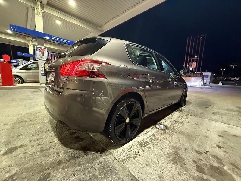 Begagnad Peugeot 308 Allure 131 HK (96 kW) 2014 Okänd Halvkombi