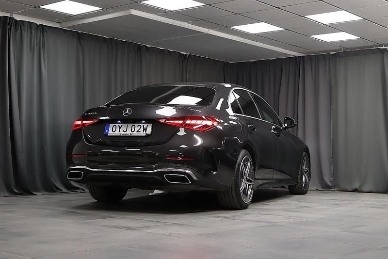 Begagnad Mercedes C300e Advanced Plus 313 HK (230 kW) 2024 Grå Sedan