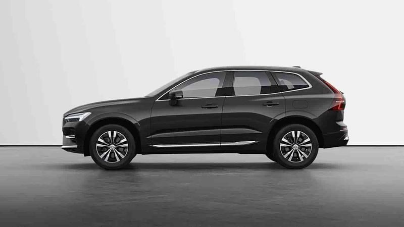 Blå Begagnad 2024 Volvo XC60 Core SUV | 514 900 kr (Marknadspris) - Bild 1/1