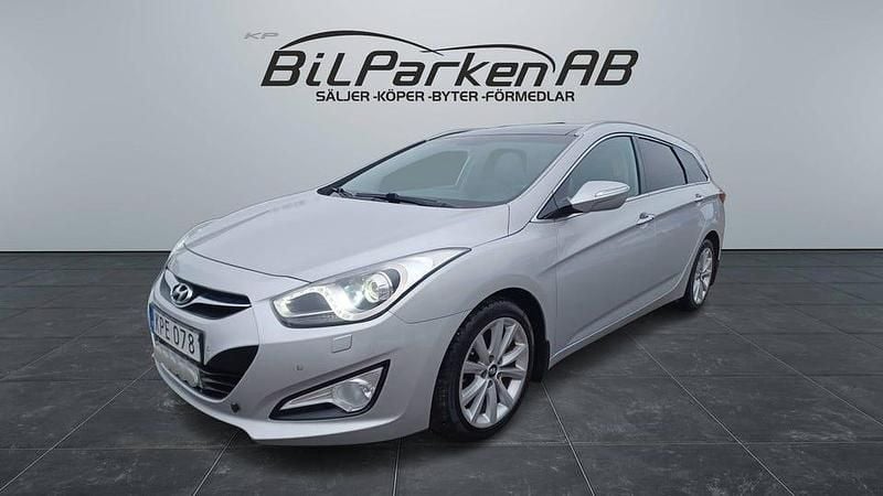 Begagnad Hyundai i40 136 HK (100 kW) 2014 Silver Kombi