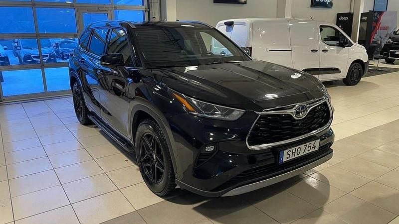 Svart Begagnad 2021 Toyota Highlander SUV | 399 900 kr - Bild 1/4