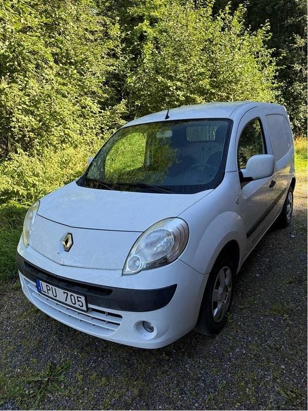 Vit Begagnad 2011 Renault Kangoo Minibuss | 35 000 kr (Marknadspris) - Bild 1/4