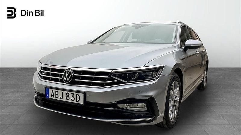 Silver Begagnad 2020 VW Passat GT Kombi | 284 900 kr (Marknadspris) - Bild 1/4