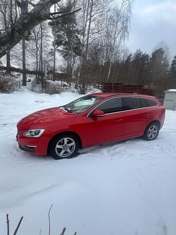 Begagnad Volvo V60 150 HK (110 kW) 2018 Kombi