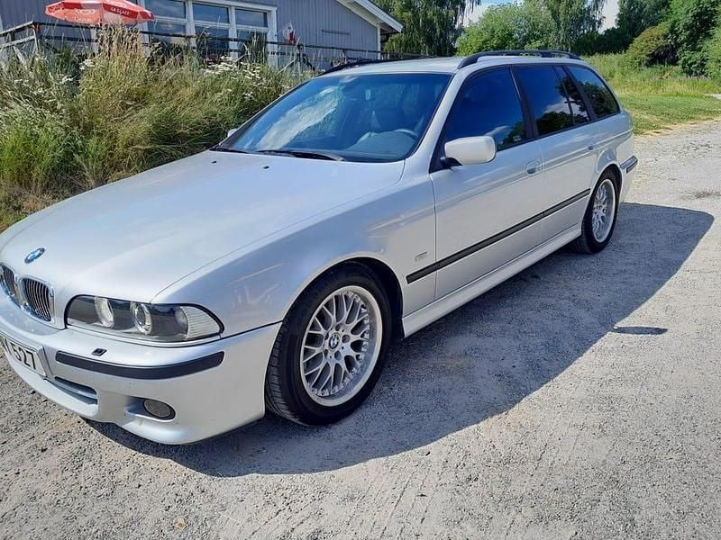 Begagnad 2003 BMW 525 Kombi | 75 000 kr - Bild 1/4