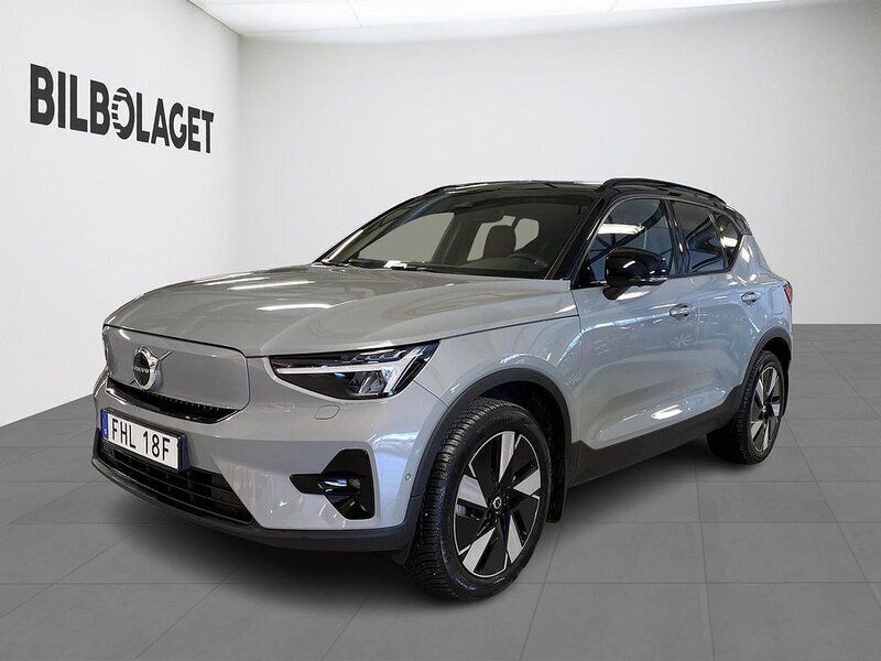 Grå Begagnad 2023 Volvo XC40 Ultimate SUV | 458 500 kr - Bild 1/4