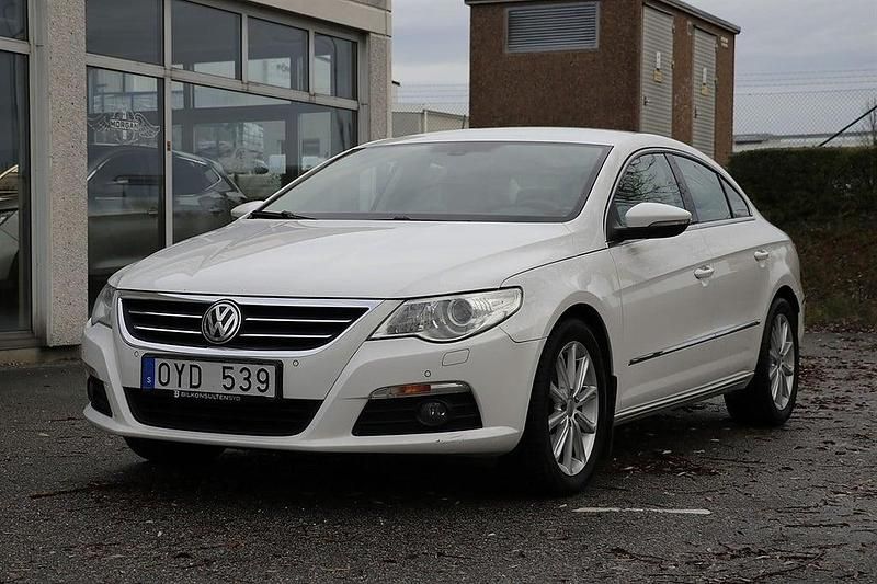 Begagnad VW Passat 170 HK (125 kW) 2011 Vit