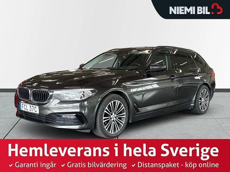 Brun Begagnad 2019 BMW 520 Sport Line Kombi | 228 900 kr (Bra pris) - Bild 1/3
