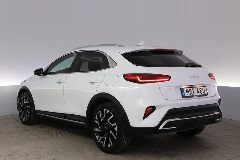 Begagnad Kia XCeed Advance 141 HK (103 kW) 2023 Vit SUV