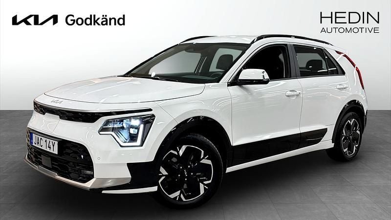 Begagnad 2023 Kia Niro SUV | 309 000 kr (Bra pris) - Bild 1/4
