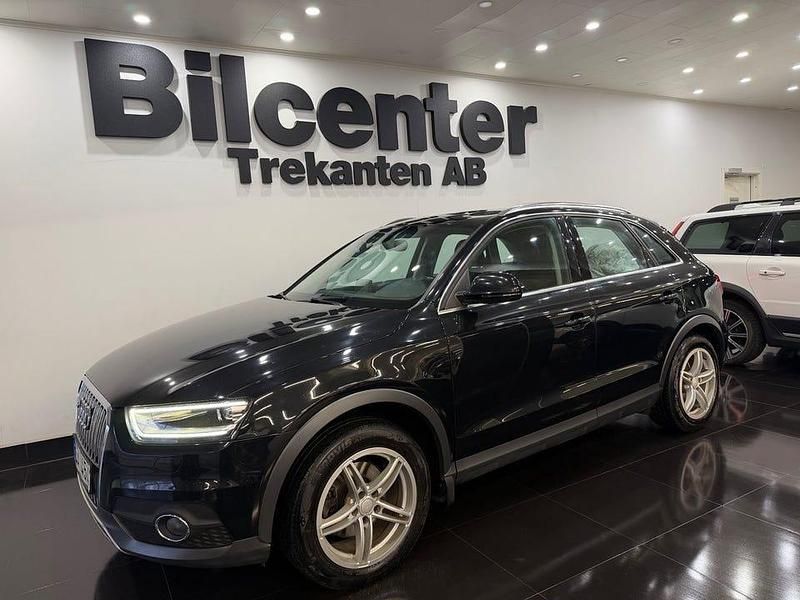 Svart Begagnad 2013 Audi Q3 Comfort SUV | 129 900 kr (Marknadspris) - Bild 1/4