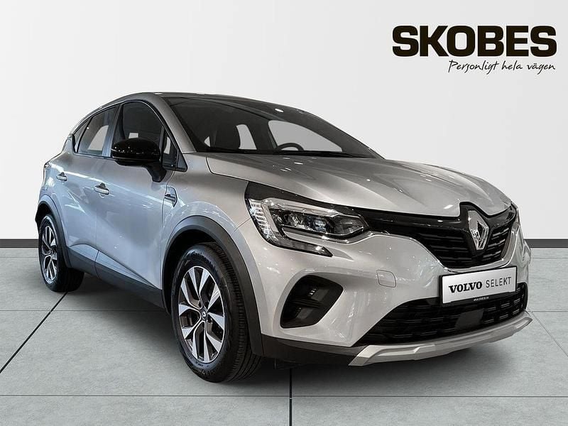 Begagnad 2022 Renault Captur Zen SUV | 234 900 kr (Marknadspris) - Bild 1/3