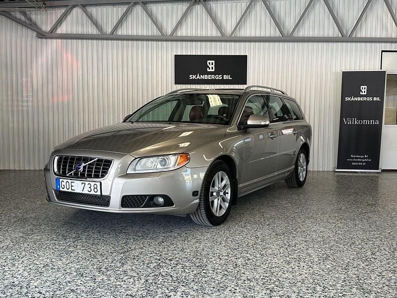 Ljusbrun Begagnad 2007 Volvo V70 Summum Kombi | 94 900 kr (Dyr) - Bild 1/4