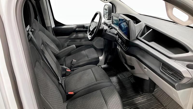 Begagnad Ford Transit Custom 2026 Vit Sedan