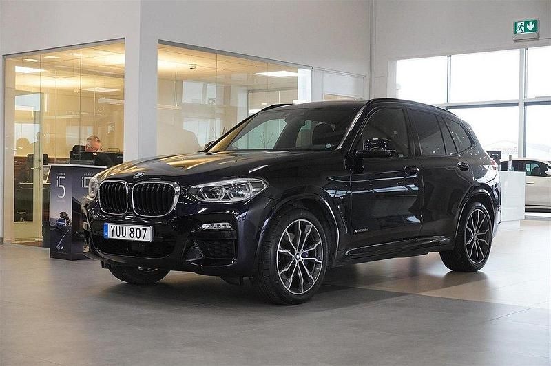 Svart Begagnad 2017 BMW X3 M Sport SUV | 389 000 kr (Dyr) - Bild 1/4