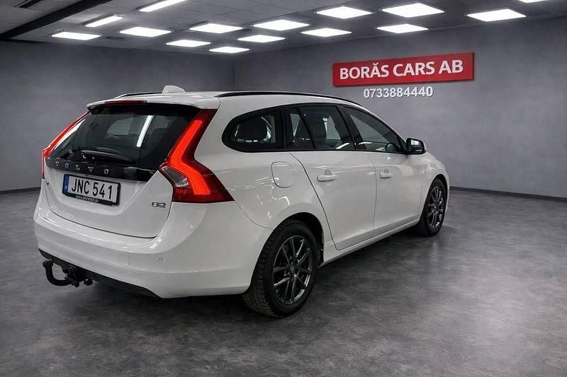 Begagnad Volvo V60 116 HK (85 kW) 2014 Vit Kombi