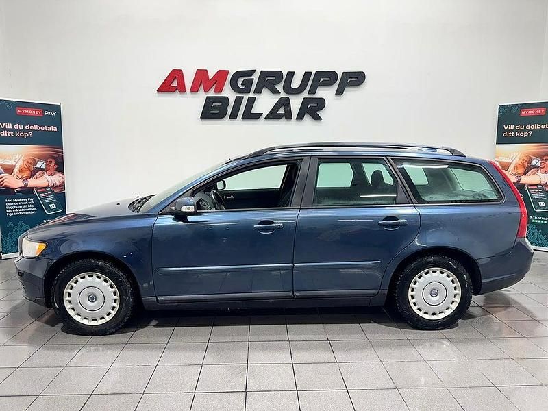 Begagnad Volvo V50 Kinetic 125 HK (91 kW) 2007 Blå Kombi