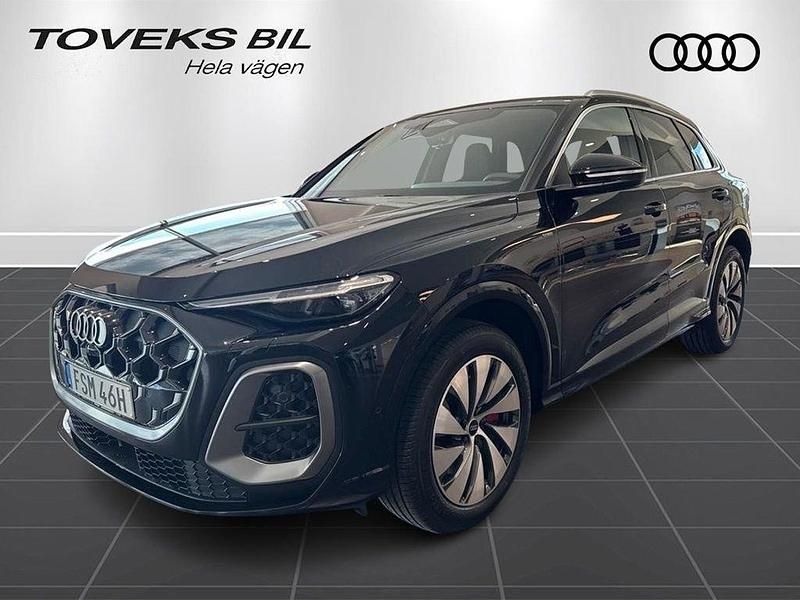 Svart Ny 2025 Audi Q5 Sportback S-Line SUV | 765 500 kr - Bild 1/4