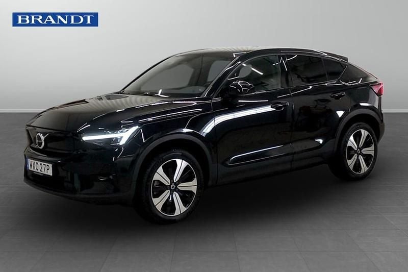Svart Begagnad 2023 Volvo C40 Plus SUV | 349 900 kr (Marknadspris) - Bild 1/4