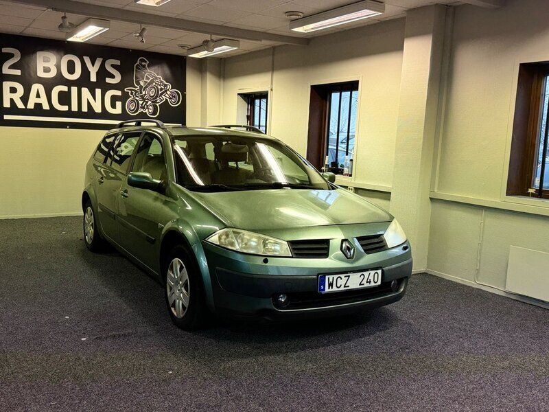Grön Begagnad 2005 Renault Mégane GrandTour Kombi | 17 900 kr (Marknadspris) - Bild 1/4