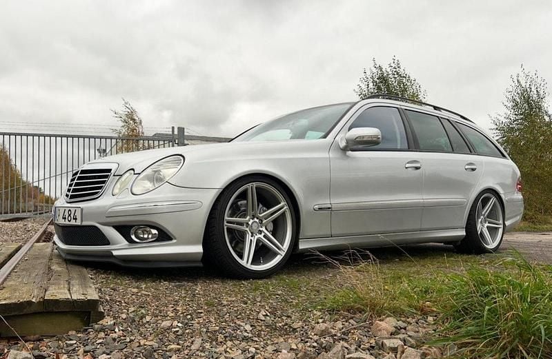 Silver Begagnad 2007 Mercedes E350 Avantgarde Kombi | 65 000 kr - Bild 1/4