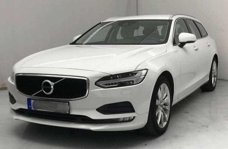 Vit Begagnad 2018 Volvo V90 Momentum Kombi | 259 000 kr (Marknadspris) - Bild 1/4