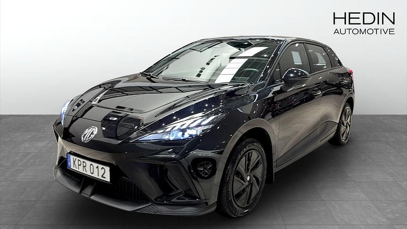 Begagnad 2023 MG MG4 EV Halvkombi | 254 900 kr (Marknadspris) - Bild 1/4